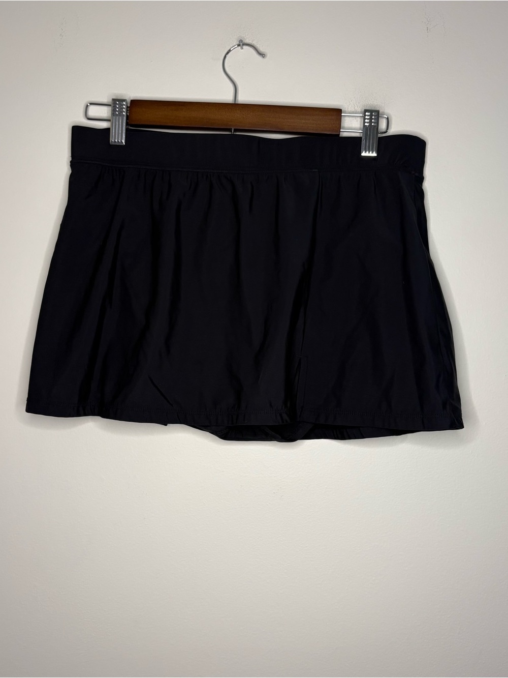 Aqua Green Women’s Black Swim Bottoms Shorts 868062 Large Skort Active Beachy